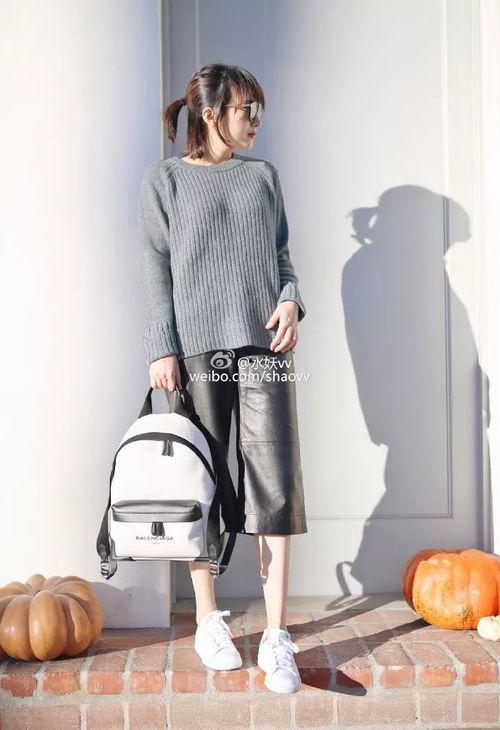 吃瓜服装网红是谁啊,揭秘网红“吃瓜服装”背后的神秘人物 第3张 吃瓜服装网红是谁啊,揭秘网红“吃瓜服装”背后的神秘人物 第3张